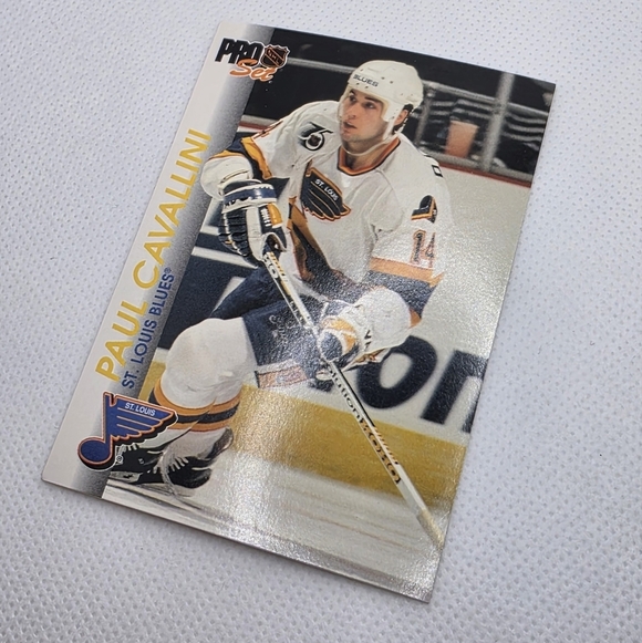 NHL 1992 Paul Cavallini St. Louis Blues #159 Pro Set Hockey Card - Picture 2 of 4